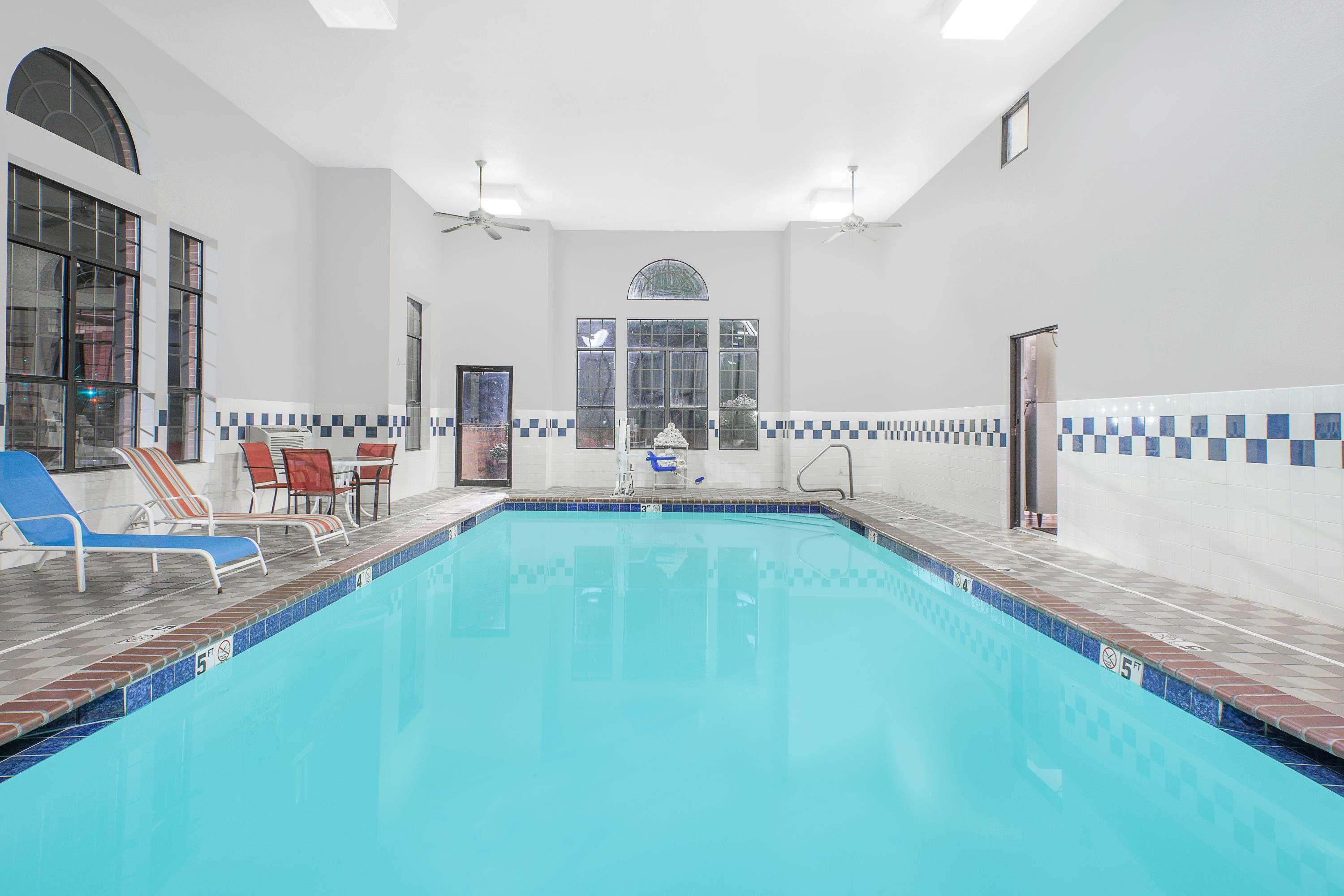 Super 8 By Wyndham Lowell/Bentonville/Rogers Area Esterno foto
