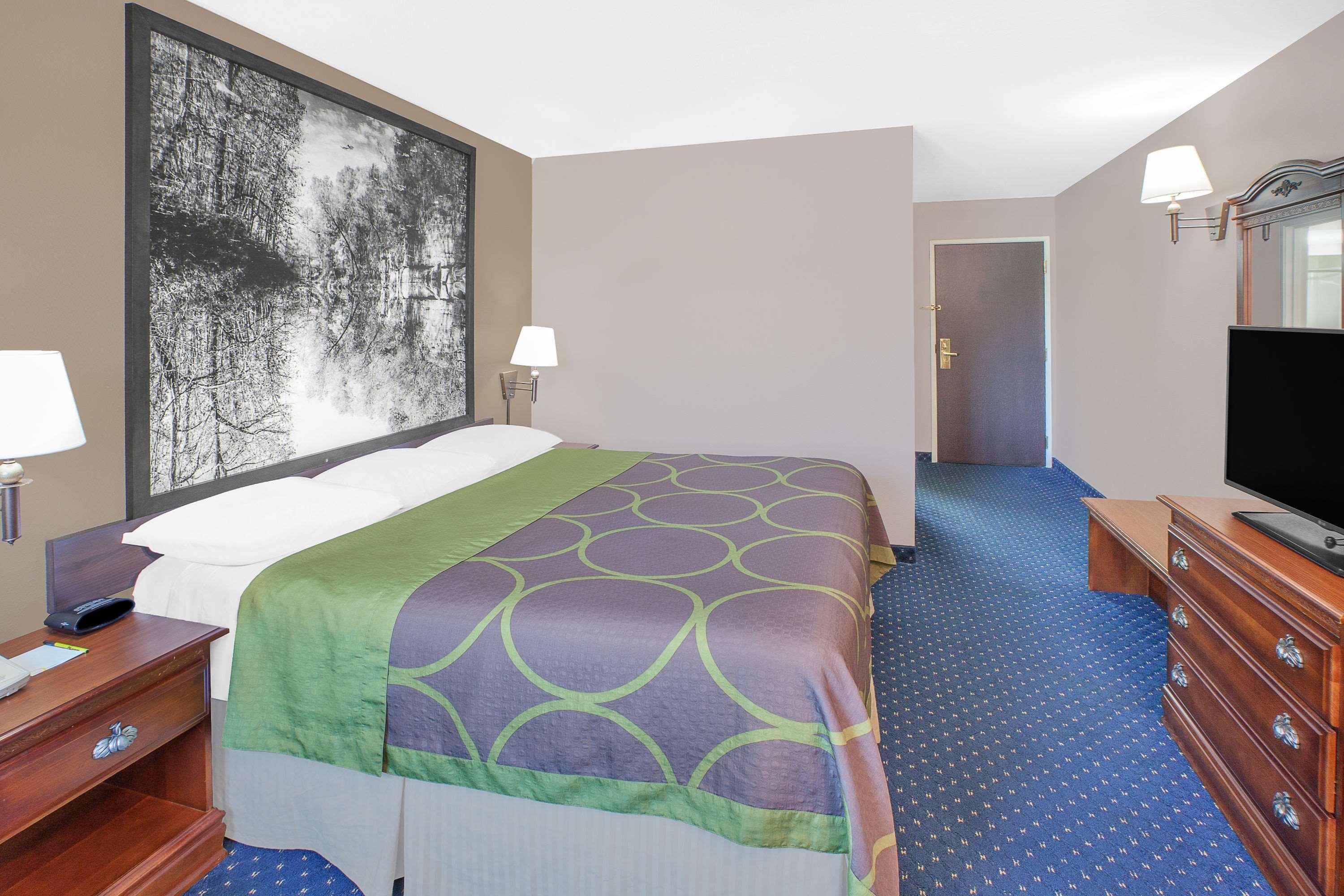 Super 8 By Wyndham Lowell/Bentonville/Rogers Area Esterno foto